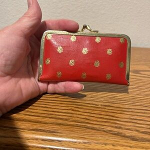 Red and Gold Case /Women's Manicure Set